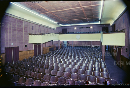A Meteor mozi nézőtere 1964 Faragó István felvétele