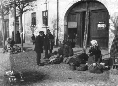 Zöldségpiac a Csapó utcán 1909 február Haranghy György felvétele