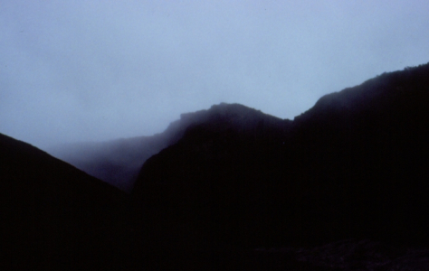 A vulkán tetején, közel a kráterekhez Fotó: Mező Szilveszter, 2003